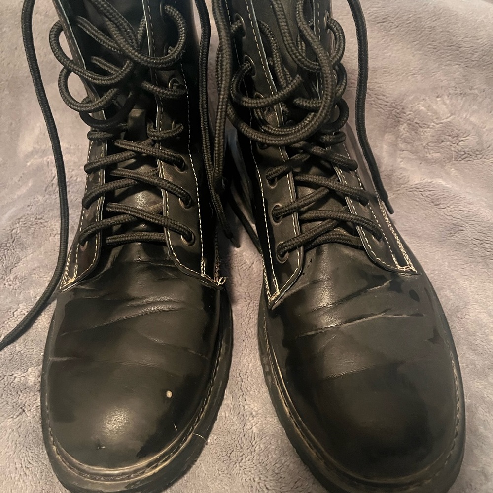 Polar fox boots